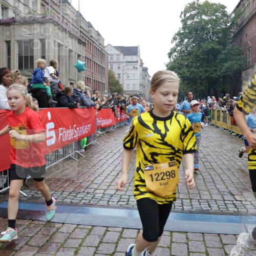 13.09.2026 - Kiel Lauf Yannick Fuchs http://msf.ph/oto/10406730 13.09.2026 08:59:27 Ziel 125, 1413, 1549, 1792, 2342, 3165, 3803, 3958, 4426, 4481, 4498, 4886, 5016, 5131, 5590, 6480, 6816, 6943, 6944, 7320, 7337, 7371, 7396, 7401, 7981, 8069, 8153, 9293, 9358, 9370, 9623, 10665, 10682, 10723, 11189, 11395, 11570, 11617, 11808, 12004, 12383, 118, 512, 1848, 2725, 3543, 3666, 3767, 4026, 4064, 4164, 4444, 5106, 5629, 6480, 6816, 6883, 6896, 7028, 7223, 7706, 7739, 7916, 8261, 8944, 9215, 9430, 9623, 10292, 10334, 10682, 11201, 11575, 28, 579, 3537, 3890, 12517 meine-sportfotos.de