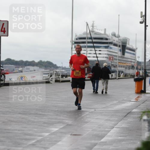 13.09.2026 - Kiel Lauf Andreas Tolksdorf http://msf.ph/oto/10406735 13.09.2026 11:09:20 Kiellinie 4, 3898, 3 meine-sportfotos.de