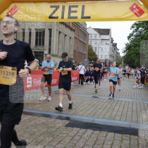 13.09.2026 - Kiel Lauf Yannick Fuchs http://msf.ph/oto/10406831 13.09.2026 10:33:08 Ziel 1327, 3997, 6988, 7030, 8280, 10181, 10552, 10773, 32, 342, 870, 875, 1393, 1467, 1612, 1801, 3327, 4393, 4963, 5721, 6337, 7471, 7650, 8033, 8621, 8683, 9123, 9222, 9879, 10338, 11597, 12353, 12728, 864, 1331, 1525, 1979, 2824, 3991, 4929, 5197, 5274, 5907, 6537, 6775, 7709, 9411, 9891, 9975, 10331, 10448, 11063, 11754, 12277, 12339, 1393, 3170, 4236, 4512, 8033, 8683, 9123, 11299, 11319, 12071, 12367 meine-sportfotos.de