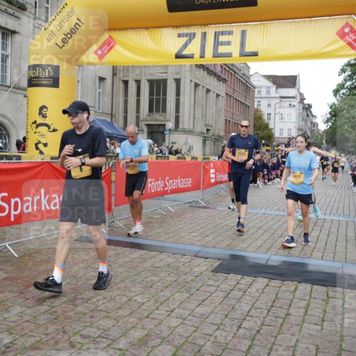 13.09.2026 - Kiel Lauf Yannick Fuchs http://msf.ph/oto/10406847 13.09.2026 10:33:10 Ziel 1327, 3997, 5907, 6988, 7030, 8280, 10181, 10552, 10773, 11754, 12277, 32, 342, 870, 875, 1393, 1467, 1612, 1801, 3327, 4393, 4963, 5721, 6337, 7471, 7650, 8621, 8683, 9222, 9879, 10338, 11597, 12353, 12728, 813, 864, 1331, 1525, 1979, 2824, 3991, 4929, 5197, 5274, 6537, 6775, 7709, 9411, 9891, 9975, 10331, 10448, 11063, 12339, 1393, 3170, 4236, 4512, 8033, 8683, 9123, 11299, 11319, 12071 meine-sportfotos.de