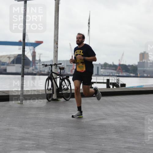 13.09.2026 - Kiel Lauf Andreas Tolksdorf http://msf.ph/oto/10406895 13.09.2026 11:12:44 Kiellinie 9046, 4 meine-sportfotos.de