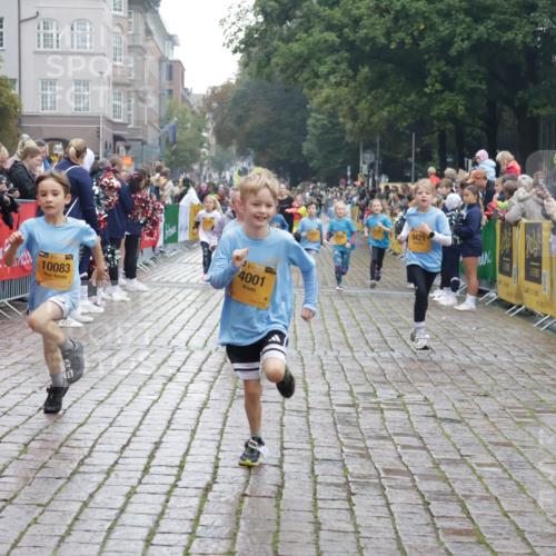 13.09.2026 - Kiel Lauf Yannick Fuchs http://msf.ph/oto/10406929 13.09.2026 08:59:48 Ziel 28, 533, 621, 2789, 2906, 2962, 3865, 3867, 7919, 8673, 8932, 9036, 9151, 9939, 11980, 12298, 12329, 125, 579, 1413, 1549, 1792, 2342, 3165, 3537, 3767, 3803, 3890, 3958, 4064, 4164, 4426, 4444, 4481, 4498, 4886, 5016, 5131, 5590, 6480, 6816, 6943, 6944, 7320, 7337, 7371, 7396, 7401, 7706, 7981, 8069, 8153, 8530, 9151, 9293, 9358, 9370, 9394, 9430, 9623, 10665, 10682, 10723, 11189, 11364, 11395, 11570, 11617, 12004, 12383, 12586, 4001, 7746, 9421, 10083, 3543 meine-sportfotos.de