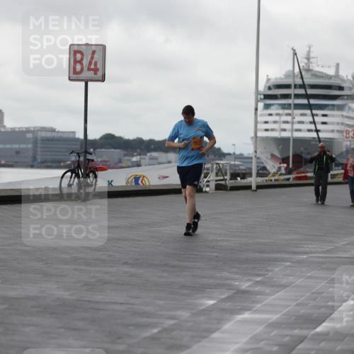 13.09.2026 - Kiel Lauf Andreas Tolksdorf http://msf.ph/oto/10406930 13.09.2026 11:13:33 Kiellinie 4, 3 meine-sportfotos.de
