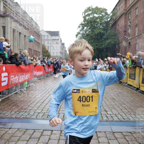 13.09.2026 - Kiel Lauf Yannick Fuchs http://msf.ph/oto/10406954 13.09.2026 08:59:50 Ziel 28, 533, 621, 2789, 2906, 2962, 3865, 3867, 7919, 8673, 8932, 9036, 9939, 11980, 12298, 12329, 125, 579, 1413, 1549, 1792, 2342, 3165, 3537, 3767, 3803, 3890, 3958, 4164, 4426, 4444, 4481, 4498, 4886, 5016, 5131, 5590, 6480, 6816, 6943, 6944, 7320, 7337, 7371, 7396, 7401, 7706, 7981, 8069, 8153, 8530, 8932, 9151, 9293, 9358, 9370, 9394, 9623, 10665, 10682, 10723, 11189, 11364, 11395, 11570, 11617, 11980, 12004, 12329, 12383, 12586, 4001, 7746, 9003, 9421, 10083, 3543 meine-sportfotos.de