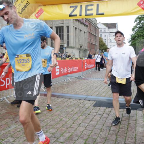 13.09.2026 - Kiel Lauf Yannick Fuchs http://msf.ph/oto/10406960 13.09.2026 10:33:19 Ziel 864, 1327, 1331, 1525, 1979, 2824, 3991, 4929, 5197, 5274, 5907, 6537, 6988, 7030, 7709, 8280, 9411, 9891, 9975, 10331, 10448, 10773, 11063, 11754, 12277, 12339, 32, 342, 1467, 3327, 3997, 4393, 4963, 6337, 6988, 7471, 7650, 9222, 9879, 10181, 10338, 10552, 11597, 12728, 435, 446, 813, 1958, 2073, 2775, 3323, 3799, 5961, 6080, 6569, 6775, 8225, 8641, 8938, 8940, 10984, 11289, 12729, 342, 870, 875, 1612, 1801, 4393, 4963, 5721, 6337, 7471, 7650, 8621, 10338, 11597, 12353 meine-sportfotos.de