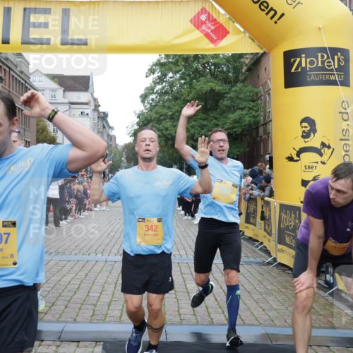 13.09.2026 - Kiel Lauf Yannick Fuchs http://msf.ph/oto/10406991 13.09.2026 10:33:23 Ziel 864, 1331, 1525, 1979, 2824, 3991, 4929, 5197, 5274, 5907, 6537, 6775, 7709, 8280, 9411, 9891, 9975, 10331, 10448, 11063, 11754, 12277, 12339, 32, 1327, 1467, 3327, 3997, 6988, 7030, 8280, 9222, 9879, 10181, 10552, 10773, 435, 446, 813, 1958, 2073, 2775, 3323, 3799, 3924, 4776, 5961, 6080, 6569, 6973, 7372, 8225, 8641, 8938, 8940, 10984, 11289, 11707, 12729, 342, 1612, 1801, 4393, 4963, 5721, 6337, 7471, 7650, 10338, 11597, 12353 meine-sportfotos.de