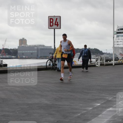 13.09.2026 - Kiel Lauf Andreas Tolksdorf http://msf.ph/oto/10407014 13.09.2026 11:17:09 Kiellinie 4, 5718, 3 meine-sportfotos.de