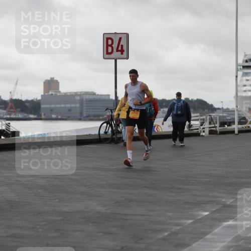 13.09.2026 - Kiel Lauf Andreas Tolksdorf http://msf.ph/oto/10407017 13.09.2026 11:17:09 Kiellinie 4, 5718, 3 meine-sportfotos.de