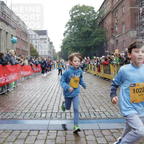 13.09.2026 - Kiel Lauf Yannick Fuchs http://msf.ph/oto/10407020 13.09.2026 08:59:56 Ziel 28, 780, 1871, 2789, 2918, 3545, 3568, 3865, 3867, 6271, 7624, 8673, 8692, 9036, 9939, 125, 533, 579, 621, 1413, 1549, 1792, 2342, 2906, 2962, 3165, 3537, 3865, 3867, 3890, 3958, 4481, 4498, 4886, 5016, 5131, 5590, 6943, 6944, 7320, 7337, 7371, 7396, 7919, 7981, 8069, 8153, 8530, 8673, 8932, 9151, 9358, 9370, 9394, 9939, 10665, 10723, 11189, 11364, 11395, 11570, 11980, 12004, 12298, 12329, 12383, 12586, 65, 783, 1538, 4001, 4793, 4821, 7746, 9003, 9421, 9520, 10083, 12662 meine-sportfotos.de