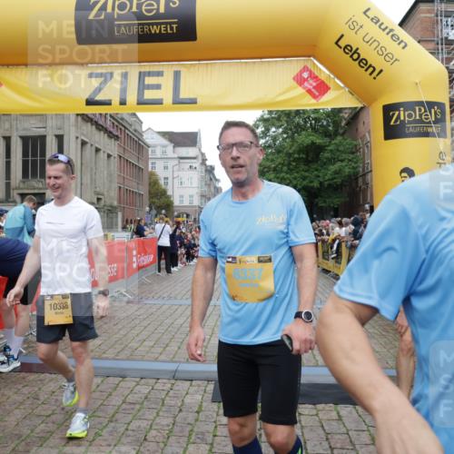 13.09.2026 - Kiel Lauf Yannick Fuchs http://msf.ph/oto/10407021 13.09.2026 10:33:25 Ziel 813, 864, 1331, 1525, 1979, 2824, 3991, 4929, 5197, 5274, 5907, 6537, 6775, 7709, 9411, 9891, 9975, 10331, 10448, 11063, 12339, 32, 1327, 1467, 3327, 3997, 5907, 6988, 7030, 8280, 9222, 9879, 10181, 10552, 10773, 11754, 12277, 435, 446, 1958, 2073, 2775, 3323, 3799, 3924, 4776, 5961, 6080, 6569, 6973, 7372, 8225, 8641, 8896, 8938, 8940, 10984, 11289, 11707, 12729, 32, 342, 3327, 4393, 4963, 6337, 7471, 7650, 9879, 10338, 11597 meine-sportfotos.de