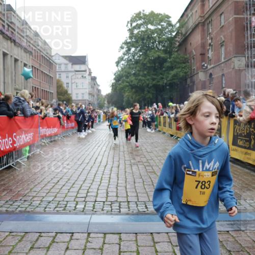 13.09.2026 - Kiel Lauf Yannick Fuchs http://msf.ph/oto/10407023 13.09.2026 08:59:56 Ziel 28, 780, 1871, 2789, 2918, 3545, 3568, 3865, 3867, 6271, 7624, 8673, 8692, 9036, 9939, 125, 533, 579, 621, 1413, 1549, 1792, 2342, 2906, 2962, 3165, 3537, 3865, 3867, 3890, 3958, 4481, 4498, 4886, 5016, 5131, 5590, 6943, 6944, 7320, 7337, 7371, 7396, 7919, 7981, 8069, 8153, 8530, 8673, 8932, 9151, 9358, 9370, 9394, 9939, 10665, 10723, 11189, 11364, 11395, 11570, 11980, 12004, 12298, 12329, 12383, 12586, 65, 783, 1538, 4001, 4793, 4821, 7746, 9003, 9421, 9520, 10083, 12662 meine-sportfotos.de