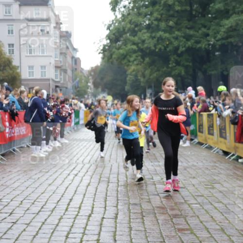 13.09.2026 - Kiel Lauf Yannick Fuchs http://msf.ph/oto/10407032 13.09.2026 08:59:57 Ziel 28, 780, 1871, 2789, 2918, 3545, 3568, 6271, 7624, 7746, 8692, 9036, 12371, 28, 125, 533, 579, 621, 1413, 1549, 1792, 2342, 2906, 2962, 3165, 3537, 3865, 3867, 3890, 4481, 4498, 4886, 5016, 5131, 6943, 6944, 7320, 7337, 7371, 7396, 7919, 7981, 8069, 8153, 8530, 8673, 8932, 9036, 9151, 9358, 9370, 9394, 9939, 10665, 10723, 11189, 11364, 11395, 11570, 11980, 12298, 12329, 12383, 12586, 65, 783, 1538, 4001, 4661, 4793, 4821, 9003, 9421, 9520, 10083, 12662 meine-sportfotos.de