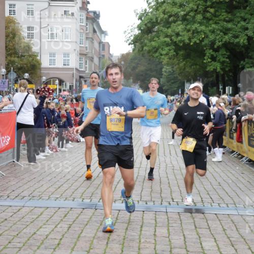 13.09.2026 - Kiel Lauf Yannick Fuchs http://msf.ph/oto/10407038 13.09.2026 10:33:26 Ziel 813, 864, 1331, 1525, 1979, 2824, 3991, 4929, 5197, 5274, 6537, 6775, 7709, 9411, 9891, 9975, 10331, 10448, 11063, 12339, 32, 1327, 1467, 1525, 2824, 3327, 3997, 5907, 6988, 7030, 7709, 8280, 9222, 9879, 10181, 10448, 10552, 10773, 11754, 12277, 12339, 435, 446, 1958, 2073, 2285, 2775, 3323, 3799, 3924, 4776, 5961, 6080, 6569, 6973, 7372, 8225, 8641, 8896, 8938, 8940, 10984, 11289, 11707, 12729, 32, 342, 1467, 3327, 4393, 4963, 6337, 7471, 7650, 9222, 9879, 10338, 11597 meine-sportfotos.de