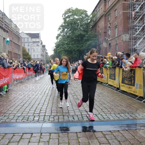 13.09.2026 - Kiel Lauf Yannick Fuchs http://msf.ph/oto/10407053 13.09.2026 08:59:59 Ziel 780, 1871, 2789, 2918, 3545, 3568, 6271, 7624, 7746, 8692, 12371, 28, 125, 533, 579, 621, 1413, 1549, 1792, 2342, 2906, 2962, 3165, 3537, 3865, 3867, 3890, 4481, 4498, 4886, 5016, 6943, 6944, 7320, 7396, 7919, 7981, 8069, 8153, 8530, 8673, 8932, 9036, 9151, 9358, 9370, 9394, 9939, 10665, 10723, 11189, 11364, 11570, 11980, 12298, 12329, 12586, 65, 783, 1538, 2513, 3549, 4001, 4661, 4793, 4821, 9003, 9421, 9520, 10083, 10592, 12662, 125 meine-sportfotos.de