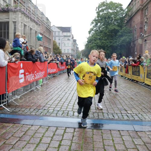 13.09.2026 - Kiel Lauf Yannick Fuchs http://msf.ph/oto/10407079 13.09.2026 09:00:01 Ziel 780, 1871, 2789, 2918, 3545, 3568, 4001, 6271, 7624, 7746, 8692, 10083, 12371, 28, 125, 533, 579, 621, 1413, 1549, 1792, 2342, 2906, 2962, 3165, 3537, 3865, 3867, 3890, 4481, 4886, 5016, 6943, 7320, 7396, 7919, 7981, 8153, 8530, 8673, 8932, 9036, 9151, 9358, 9370, 9394, 9939, 10665, 10723, 11189, 11364, 11570, 11980, 12298, 12329, 12586, 65, 783, 1538, 2513, 3549, 4661, 4793, 4821, 6258, 6606, 9003, 9421, 9520, 10592, 12662, 125, 1413, 1792, 3165 meine-sportfotos.de