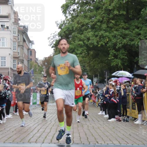 13.09.2026 - Kiel Lauf Yannick Fuchs http://msf.ph/oto/10407118 13.09.2026 10:34:04 Ziel 965, 1299, 1352, 2009, 2333, 2577, 3099, 3395, 3704, 3819, 5175, 5773, 7378, 7925, 8022, 9078, 9081, 9373, 9491, 10179, 10310, 11318, 11732, 12169, 115, 435, 446, 813, 908, 1730, 1958, 2073, 2285, 2775, 3323, 3799, 3924, 4300, 4739, 4776, 5160, 5961, 6080, 6569, 6973, 7372, 8225, 8362, 8641, 8896, 8938, 8940, 10984, 11289, 11591, 11604, 11707, 12729, 93, 244, 1668, 2094, 3384, 4466, 4679, 4820, 5165, 6344, 7932, 8646, 9788, 10893, 11002, 12120, 1331, 1979, 11063 meine-sportfotos.de
