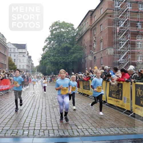 13.09.2026 - Kiel Lauf Yannick Fuchs http://msf.ph/oto/10407142 13.09.2026 09:00:05 Ziel 780, 1871, 2918, 3545, 3568, 4001, 6271, 7624, 7746, 8692, 9003, 9421, 10083, 12371, 28, 533, 579, 621, 1549, 2342, 2789, 2906, 2962, 3537, 3865, 3867, 3890, 4481, 7919, 7981, 8530, 8673, 8932, 9036, 9151, 9370, 9394, 9939, 10665, 10723, 11364, 11570, 11980, 12298, 12329, 12586, 65, 783, 897, 1284, 1538, 2513, 2894, 3549, 4661, 4793, 4821, 6258, 6487, 6606, 6808, 9520, 10592, 11727, 12051, 12662, 125, 579, 1413, 1549, 1792, 2342, 3165, 3890, 4481, 9370, 11570, 12586 meine-sportfotos.de