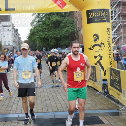 13.09.2026 - Kiel Lauf Yannick Fuchs http://msf.ph/oto/10407162 13.09.2026 10:34:12 Ziel 244, 1299, 1668, 2009, 3099, 3384, 3395, 4679, 5165, 5175, 6344, 7378, 7932, 8646, 9078, 9373, 9788, 10310, 10893, 11002, 11153, 11318, 12120, 115, 446, 908, 965, 1352, 1730, 2073, 2285, 2333, 2577, 3099, 3323, 3704, 3799, 3819, 3924, 4300, 4739, 4776, 5160, 5773, 6973, 7372, 7925, 8022, 8225, 8362, 8896, 9081, 9491, 10179, 10310, 10984, 11289, 11591, 11604, 11707, 11732, 12169, 12729, 93, 1086, 2094, 2465, 4351, 4466, 4723, 4735, 4820, 5125, 5737, 5996, 6260, 3924 meine-sportfotos.de