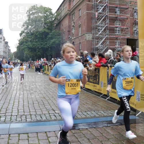 13.09.2026 - Kiel Lauf Yannick Fuchs http://msf.ph/oto/10407166 13.09.2026 09:00:06 Ziel 780, 1871, 2918, 3545, 3568, 4001, 4793, 6271, 7624, 7746, 8692, 9003, 9421, 9520, 10083, 12137, 12371, 28, 533, 579, 621, 2789, 2906, 2962, 3537, 3865, 3867, 3890, 4481, 7919, 7981, 8530, 8673, 8932, 9036, 9151, 9370, 9394, 9939, 10665, 11364, 11570, 11980, 12298, 12329, 12586, 65, 783, 897, 1284, 1538, 2513, 2894, 3549, 4661, 4821, 6258, 6487, 6606, 6808, 10592, 11727, 12051, 12662, 125, 579, 1413, 1549, 1792, 2342, 3165, 3890, 4481, 9370, 11570, 12586 meine-sportfotos.de