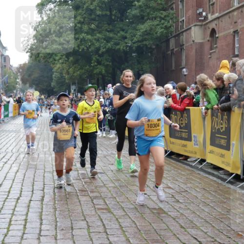 13.09.2026 - Kiel Lauf Yannick Fuchs http://msf.ph/oto/10407268 13.09.2026 09:00:16 Ziel 65, 783, 1538, 2513, 3549, 4001, 4661, 4793, 4821, 6258, 6606, 9003, 9421, 9520, 10083, 10223, 10592, 12137, 12662, 28, 533, 621, 780, 1871, 2789, 2906, 2918, 2962, 3545, 3568, 3865, 3867, 4001, 6271, 7624, 7746, 7919, 8673, 8692, 9036, 9939, 10083, 12298, 12371, 897, 1284, 2894, 4093, 6487, 6808, 10304, 10561, 10562, 11727, 12051, 533, 621, 2906, 2962, 3537, 7919, 8530, 8932, 9151, 9394, 11364, 11980, 12329 meine-sportfotos.de