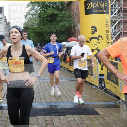 13.09.2026 - Kiel Lauf Yannick Fuchs http://msf.ph/oto/10407335 13.09.2026 10:34:41 Ziel 1307, 1667, 2044, 2432, 2449, 3180, 3864, 4351, 4608, 4735, 5576, 6225, 6260, 6941, 7672, 7928, 8480, 8746, 9276, 9389, 10549, 10904, 10905, 11374, 93, 244, 1086, 1299, 1668, 2009, 2094, 2465, 3384, 4351, 4466, 4679, 4723, 4735, 4820, 5125, 5165, 5737, 5996, 6344, 7387, 7932, 7933, 8646, 9788, 10893, 11002, 11153, 12020, 12070, 12120, 2268, 3470, 3547, 3603, 5218, 7006, 7273, 7960, 8195, 9988, 10361, 1299, 2009, 3099, 3395, 5175, 7378 meine-sportfotos.de