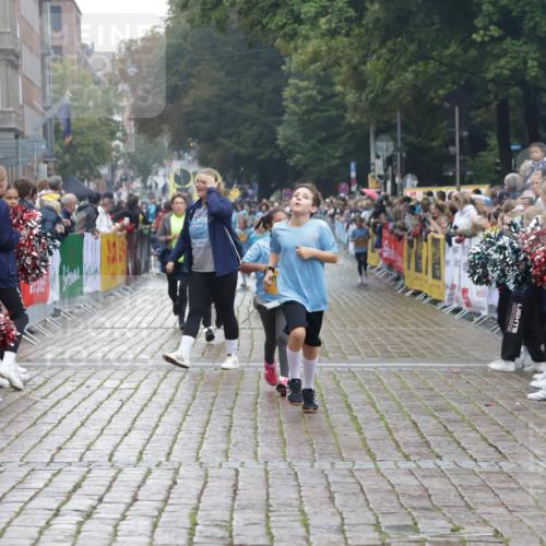 13.09.2026 - Kiel Lauf Yannick Fuchs http://msf.ph/oto/10407464 13.09.2026 09:00:48 Ziel 1446, 3135, 3268, 3611, 7487, 7991, 10636, 11425, 65, 282, 897, 1284, 1446, 1538, 2513, 2894, 3549, 4093, 4661, 4821, 6258, 6487, 6606, 6808, 10304, 10561, 10562, 10592, 11727, 12051, 12662, 6561, 9503, 12506, 65, 783, 1538, 4001, 4793, 4821, 9003, 9421, 9520, 10083, 10223, 12137, 12662 meine-sportfotos.de