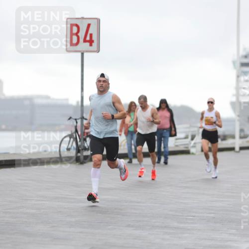 13.09.2026 - Kiel Lauf Andreas Tolksdorf http://msf.ph/oto/10407509 13.09.2026 11:38:33 Kiellinie 4 meine-sportfotos.de