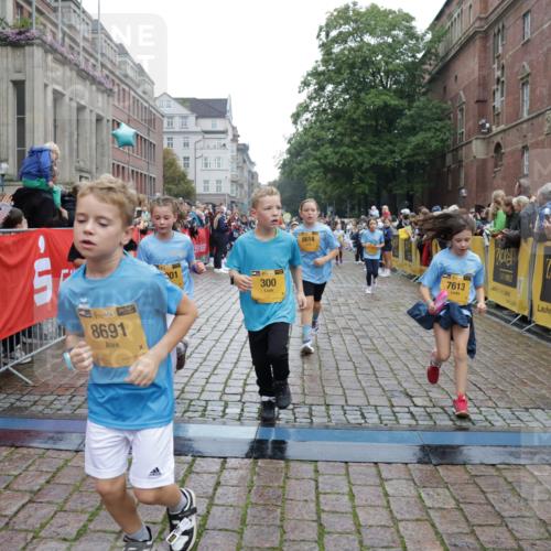 13.09.2026 - Kiel Lauf Yannick Fuchs http://msf.ph/oto/10407556 13.09.2026 09:01:04 Ziel 6561, 9503, 12506, 282, 1446, 3135, 3268, 3611, 4093, 7487, 7991, 10304, 10561, 10562, 10636, 11425, 300, 1662, 1794, 2553, 7613, 7982, 8614, 8691, 11562, 11901, 12436, 897, 1284, 2894, 4093, 6487, 6808, 11727, 12051 meine-sportfotos.de