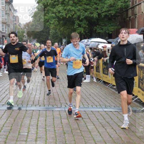 13.09.2026 - Kiel Lauf Yannick Fuchs http://msf.ph/oto/10407562 13.09.2026 10:35:03 Ziel 1640, 2268, 3400, 3470, 3603, 4028, 4449, 5247, 6578, 7960, 9220, 9541, 9853, 9988, 10065, 10361, 10676, 12095, 1307, 1667, 2044, 2432, 2449, 2465, 3180, 3547, 3864, 4351, 4608, 4723, 4735, 5125, 5218, 5576, 5737, 5996, 6225, 6260, 6941, 7006, 7273, 7387, 7672, 7928, 8195, 8480, 8746, 9276, 9389, 10549, 10904, 10905, 11163, 11374, 400, 1784, 2390, 2687, 4022, 4951, 5293, 5386, 6603, 7971, 8164, 8266, 8750, 9261, 9264, 10475, 11368, 11568, 11758, 93, 4351, 4735 meine-sportfotos.de