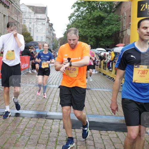 13.09.2026 - Kiel Lauf Yannick Fuchs http://msf.ph/oto/10407649 13.09.2026 10:35:08 Ziel 1640, 2268, 3400, 4022, 4028, 4449, 4951, 5247, 5386, 6578, 6603, 7960, 8164, 8266, 8750, 9220, 9261, 9264, 9541, 9853, 9988, 10065, 10361, 10475, 10676, 11368, 12095, 1307, 1667, 2044, 2432, 2449, 3180, 3470, 3547, 3603, 3864, 4608, 5218, 5576, 6225, 6941, 7006, 7273, 7672, 7928, 8195, 8480, 8746, 9276, 9389, 10361, 10549, 10904, 10905, 11163, 11374, 400, 1784, 2390, 2687, 5293, 6381, 6849, 7710, 7971, 8436, 9143, 11568, 11758, 12774, 2044, 3180, 3864, 4351, 4608, 4735 meine-sportfotos.de