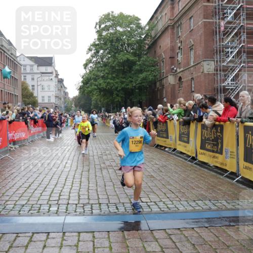 13.09.2026 - Kiel Lauf Yannick Fuchs http://msf.ph/oto/10407668 13.09.2026 09:01:16 Ziel 300, 1662, 1794, 2553, 7613, 7982, 8614, 8691, 3135, 3611, 6561, 7487, 7991, 9503, 10636, 11425, 12506, 3362, 3578, 4784, 6257, 11562, 11901, 12296, 12436, 282, 1446, 3268, 10561, 10562 meine-sportfotos.de