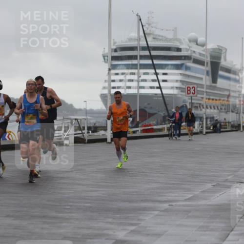 13.09.2026 - Kiel Lauf Andreas Tolksdorf http://msf.ph/oto/10407673 13.09.2026 11:39:17 Kiellinie 4, 1641, 10160, 3 meine-sportfotos.de
