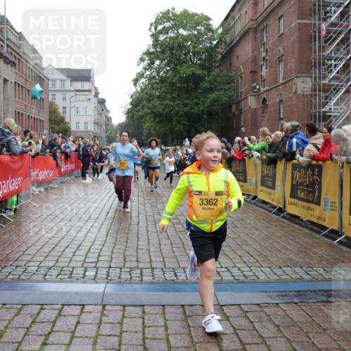 13.09.2026 - Kiel Lauf Yannick Fuchs http://msf.ph/oto/10407689 13.09.2026 09:01:18 Ziel 300, 1662, 1794, 2553, 7613, 7982, 8614, 8691, 11562, 11901, 12436, 3135, 3611, 6561, 7487, 7991, 9503, 10636, 11425, 12506, 3362, 3578, 4415, 4784, 6257, 7210, 11772, 12296, 12626, 282, 1446, 3268 meine-sportfotos.de