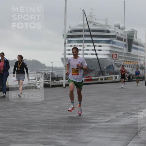 13.09.2026 - Kiel Lauf Andreas Tolksdorf http://msf.ph/oto/10407698 13.09.2026 11:39:43 Kiellinie 4, 11809, 3 meine-sportfotos.de
