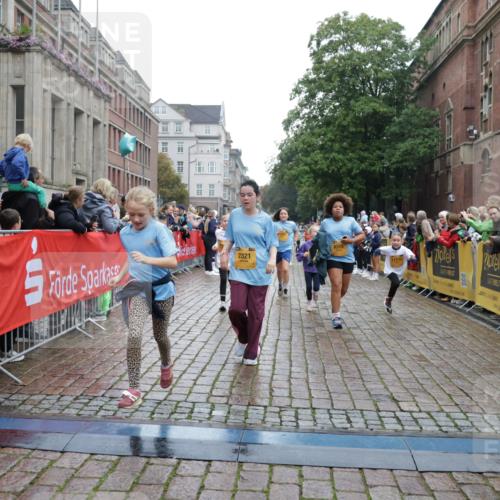 13.09.2026 - Kiel Lauf Yannick Fuchs http://msf.ph/oto/10407706 13.09.2026 09:01:21 Ziel 300, 1662, 1794, 2553, 7613, 8614, 8691, 11562, 11901, 12436, 3135, 3611, 6561, 7487, 7982, 7991, 9503, 10636, 11425, 12506, 2321, 3362, 3578, 4415, 4784, 6257, 6315, 7210, 9287, 11772, 12296, 12626, 3268 meine-sportfotos.de