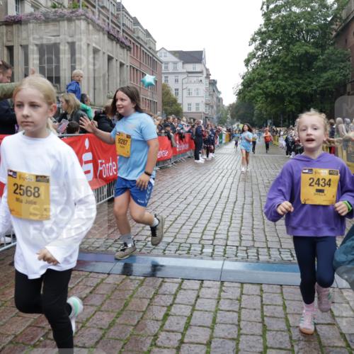 13.09.2026 - Kiel Lauf Yannick Fuchs http://msf.ph/oto/10407739 13.09.2026 09:01:24 Ziel 300, 1794, 2553, 3578, 4784, 6257, 7613, 8614, 8691, 11562, 11901, 12436, 1662, 3135, 3611, 6561, 7487, 7982, 7991, 9503, 10636, 11425, 12506, 1959, 2321, 2568, 3362, 4415, 6315, 7210, 9287, 11772, 12296, 12626, 3135, 3611, 7487, 10636 meine-sportfotos.de