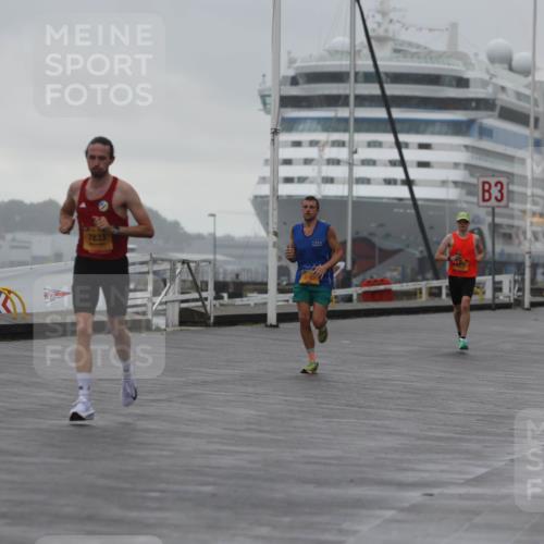 13.09.2026 - Kiel Lauf Andreas Tolksdorf http://msf.ph/oto/10407750 13.09.2026 11:39:54 Kiellinie 3 meine-sportfotos.de