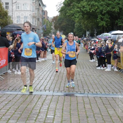 13.09.2026 - Kiel Lauf Yannick Fuchs http://msf.ph/oto/10407775 13.09.2026 10:35:14 Ziel 400, 1640, 1784, 2390, 2687, 3400, 4022, 4449, 4951, 5386, 6578, 6603, 7971, 8164, 8266, 8750, 9220, 9261, 9264, 9541, 10065, 10475, 10676, 11368, 11568, 11758, 12095, 1307, 1667, 2268, 2432, 2449, 3470, 3547, 3603, 4028, 5218, 5247, 5576, 6225, 6941, 7006, 7273, 7672, 7960, 8195, 8746, 9276, 9389, 9541, 9853, 9988, 10361, 11163, 5293, 5817, 6381, 6849, 7280, 7710, 8436, 8973, 9143, 10017, 10483, 11181, 11363, 12774, 1667, 2044, 3180, 3864, 4608, 6225, 6941 meine-sportfotos.de