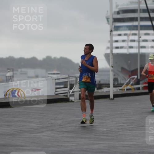 13.09.2026 - Kiel Lauf Andreas Tolksdorf http://msf.ph/oto/10407785 13.09.2026 11:39:56 Kiellinie 3 meine-sportfotos.de