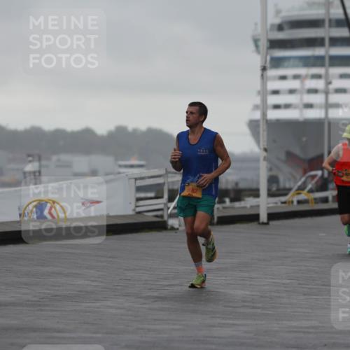13.09.2026 - Kiel Lauf Andreas Tolksdorf http://msf.ph/oto/10407792 13.09.2026 11:39:56 Kiellinie 6182 meine-sportfotos.de