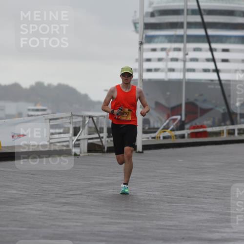 13.09.2026 - Kiel Lauf Andreas Tolksdorf http://msf.ph/oto/10407836 13.09.2026 11:39:59 Kiellinie 253, 3 meine-sportfotos.de