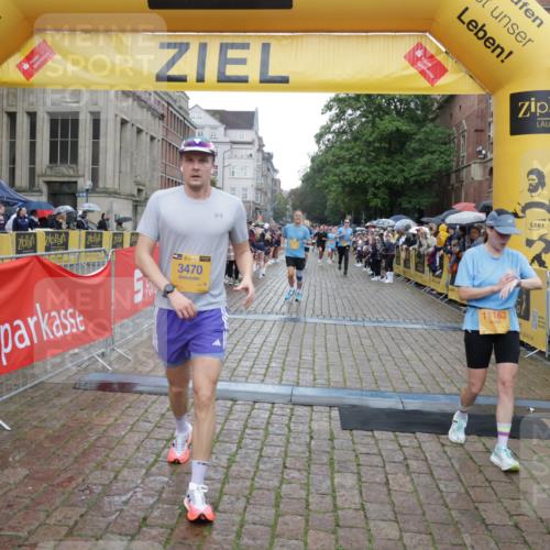 13.09.2026 - Kiel Lauf Yannick Fuchs http://msf.ph/oto/10407844 13.09.2026 10:35:32 Ziel 100, 1993, 3790, 5151, 5293, 5698, 5817, 6381, 6849, 7280, 7710, 8436, 8660, 8973, 9143, 10017, 10483, 11181, 11363, 12766, 12774, 400, 1640, 1784, 2268, 2390, 2687, 3400, 4022, 4028, 4449, 4951, 5247, 5293, 5386, 6578, 6603, 7960, 7971, 8164, 8266, 8750, 9220, 9261, 9264, 9541, 9853, 9988, 10065, 10361, 10475, 10676, 11368, 11568, 11758, 12095, 215, 1376, 2116, 2248, 2494, 3124, 4538, 6085, 6645, 7215, 7721, 8002, 8079, 8415, 8432, 8747, 10701, 10835 meine-sportfotos.de