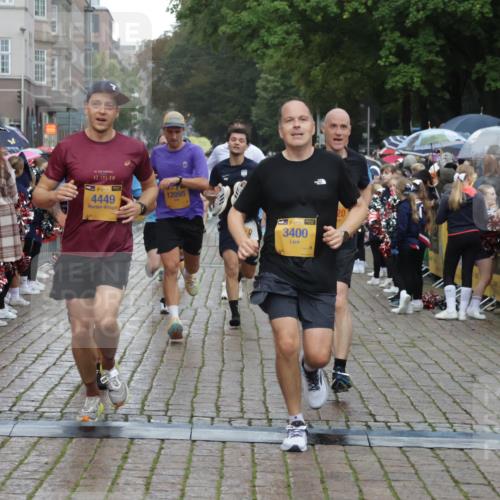 13.09.2026 - Kiel Lauf Yannick Fuchs http://msf.ph/oto/10407901 13.09.2026 10:35:40 Ziel 100, 215, 1376, 1993, 2116, 2248, 3124, 3790, 4538, 5151, 5698, 6085, 6645, 7215, 7280, 8002, 8079, 8415, 8432, 8660, 8973, 10017, 10483, 10701, 11181, 11363, 12766, 400, 1640, 1784, 2390, 2687, 3400, 4022, 4449, 4951, 5293, 5386, 5817, 6381, 6578, 6603, 6849, 7710, 7971, 8164, 8266, 8436, 8750, 9143, 9220, 9261, 9264, 10017, 10065, 10475, 10676, 11368, 11568, 11758, 12095, 12774, 343, 2494, 3811, 6634, 6957, 7619, 7721, 8393, 8557, 8747, 10835, 10998, 1640 meine-sportfotos.de