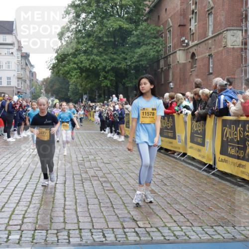 13.09.2026 - Kiel Lauf Yannick Fuchs http://msf.ph/oto/10407903 13.09.2026 09:01:44 Ziel 1353, 1355, 1959, 2321, 2568, 3362, 4415, 6315, 7210, 9285, 9287, 9615, 11772, 12626, 300, 1662, 1794, 2553, 3578, 4784, 6257, 7613, 7982, 8614, 8691, 11562, 11901, 12296, 12436, 911, 2916, 3592, 5577, 7062, 9501, 11119, 11578, 12211, 12321, 12539, 1662, 7982 meine-sportfotos.de