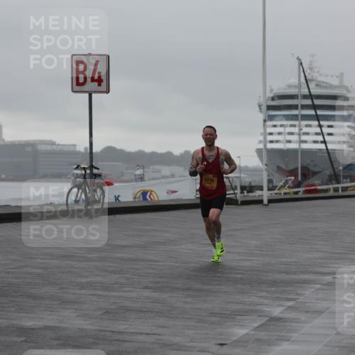 13.09.2026 - Kiel Lauf Andreas Tolksdorf http://msf.ph/oto/10408018 13.09.2026 11:40:32 Kiellinie 663, 4, 9316, 3 meine-sportfotos.de