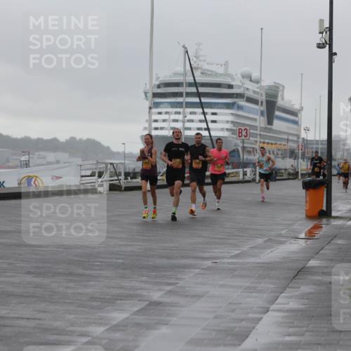 13.09.2026 - Kiel Lauf Andreas Tolksdorf http://msf.ph/oto/10408025 13.09.2026 11:40:39 Kiellinie 4, 3 meine-sportfotos.de
