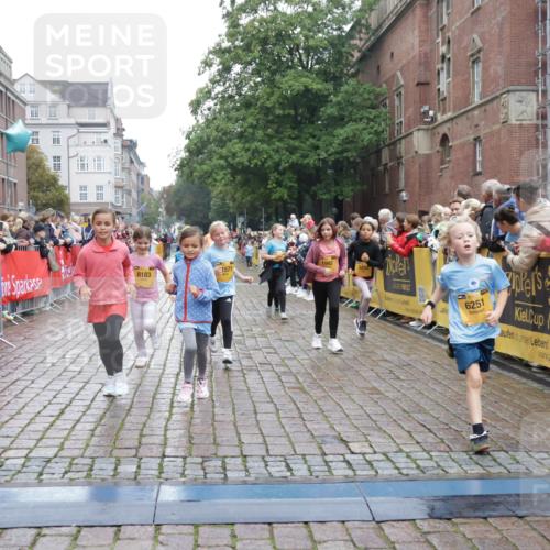 13.09.2026 - Kiel Lauf Yannick Fuchs http://msf.ph/oto/10408028 13.09.2026 09:01:58 Ziel 2916, 3592, 5577, 7062, 9501, 9615, 11119, 11578, 12211, 12321, 12539, 1353, 1355, 1959, 2321, 2568, 3362, 3578, 4415, 4784, 6257, 6315, 7210, 9285, 9287, 9615, 11562, 11772, 11901, 12296, 12436, 12626, 911, 1992, 3250, 3405, 3406, 5271, 5482, 6062, 6251, 6485, 6562, 6672, 8183, 10288, 10324, 10336, 11571, 12446, 300, 1794, 2553, 7613, 8614, 8691, 11562, 11901, 12436 meine-sportfotos.de