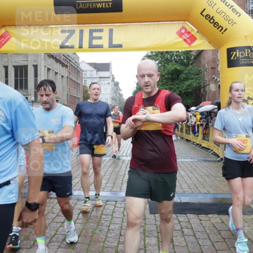 13.09.2026 - Kiel Lauf Yannick Fuchs http://msf.ph/oto/10408094 13.09.2026 10:35:53 Ziel 343, 2116, 2494, 3811, 6085, 6645, 7619, 7721, 8393, 8557, 8747, 10701, 10835, 10998, 11567, 11903, 100, 215, 400, 1376, 1784, 1993, 2248, 3124, 3790, 4538, 5151, 5293, 5698, 5817, 6381, 6645, 6849, 7215, 7280, 7710, 7971, 8002, 8079, 8415, 8432, 8436, 8660, 8973, 9143, 10017, 10483, 11181, 11363, 11568, 12766, 12774, 867, 1003, 1321, 2541, 3634, 4889, 4971, 5947, 6634, 6957, 8224, 8579, 10045, 10860, 11662, 12286, 400, 1784, 2390, 2687, 7971, 9261 meine-sportfotos.de