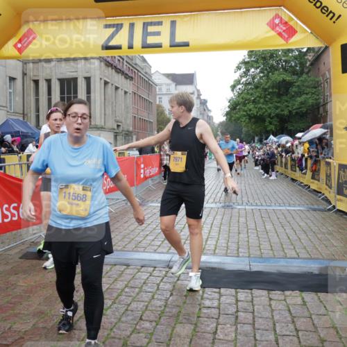 13.09.2026 - Kiel Lauf Yannick Fuchs http://msf.ph/oto/10408125 13.09.2026 10:35:56 Ziel 343, 2494, 3811, 4889, 6634, 6957, 7619, 7721, 8393, 8557, 8747, 10835, 10998, 11567, 11903, 12286, 100, 215, 1376, 1993, 2116, 2248, 3124, 3790, 4538, 5151, 5293, 5698, 5817, 6085, 6381, 6645, 6849, 7215, 7280, 7710, 8002, 8079, 8415, 8432, 8436, 8660, 8973, 9143, 10017, 10483, 10701, 11181, 11363, 12766, 12774, 867, 1003, 1321, 2541, 3634, 4971, 5947, 7920, 8224, 8554, 8579, 8743, 10045, 10860, 11662, 12022, 400, 1784, 2390, 2687, 5293, 7971 meine-sportfotos.de