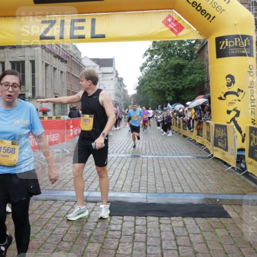 13.09.2026 - Kiel Lauf Yannick Fuchs http://msf.ph/oto/10408129 13.09.2026 10:35:56 Ziel 343, 2494, 3811, 4889, 6634, 6957, 7619, 7721, 8393, 8557, 8747, 10835, 10998, 11567, 11903, 12286, 100, 215, 1376, 1993, 2116, 2248, 3124, 3790, 4538, 5151, 5293, 5698, 5817, 6085, 6381, 6645, 6849, 7215, 7280, 7710, 8002, 8079, 8415, 8432, 8436, 8660, 8973, 9143, 10017, 10483, 10701, 11181, 11363, 12766, 12774, 867, 1003, 1321, 2541, 3634, 4971, 5947, 7920, 8224, 8554, 8579, 8743, 10045, 10860, 11662, 12022, 400, 1784, 2390, 2687, 5293, 7971 meine-sportfotos.de